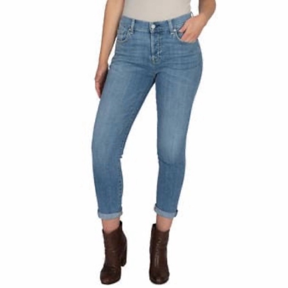 NWT 7 For All Mankind Josefina Feminine Boyfriend Jeans, 26